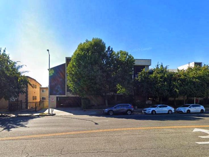 4919 Laurel Canyon Boulevard #18