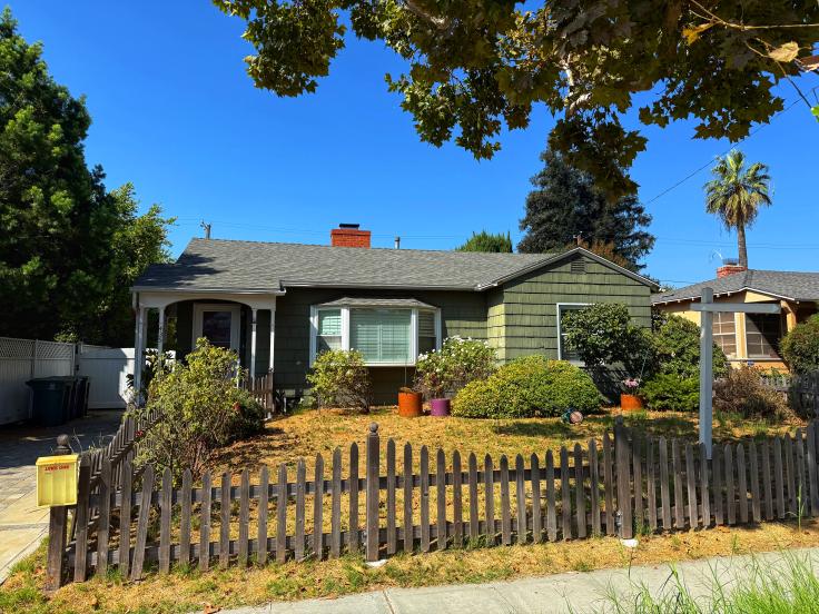 435 South Mariposa Street