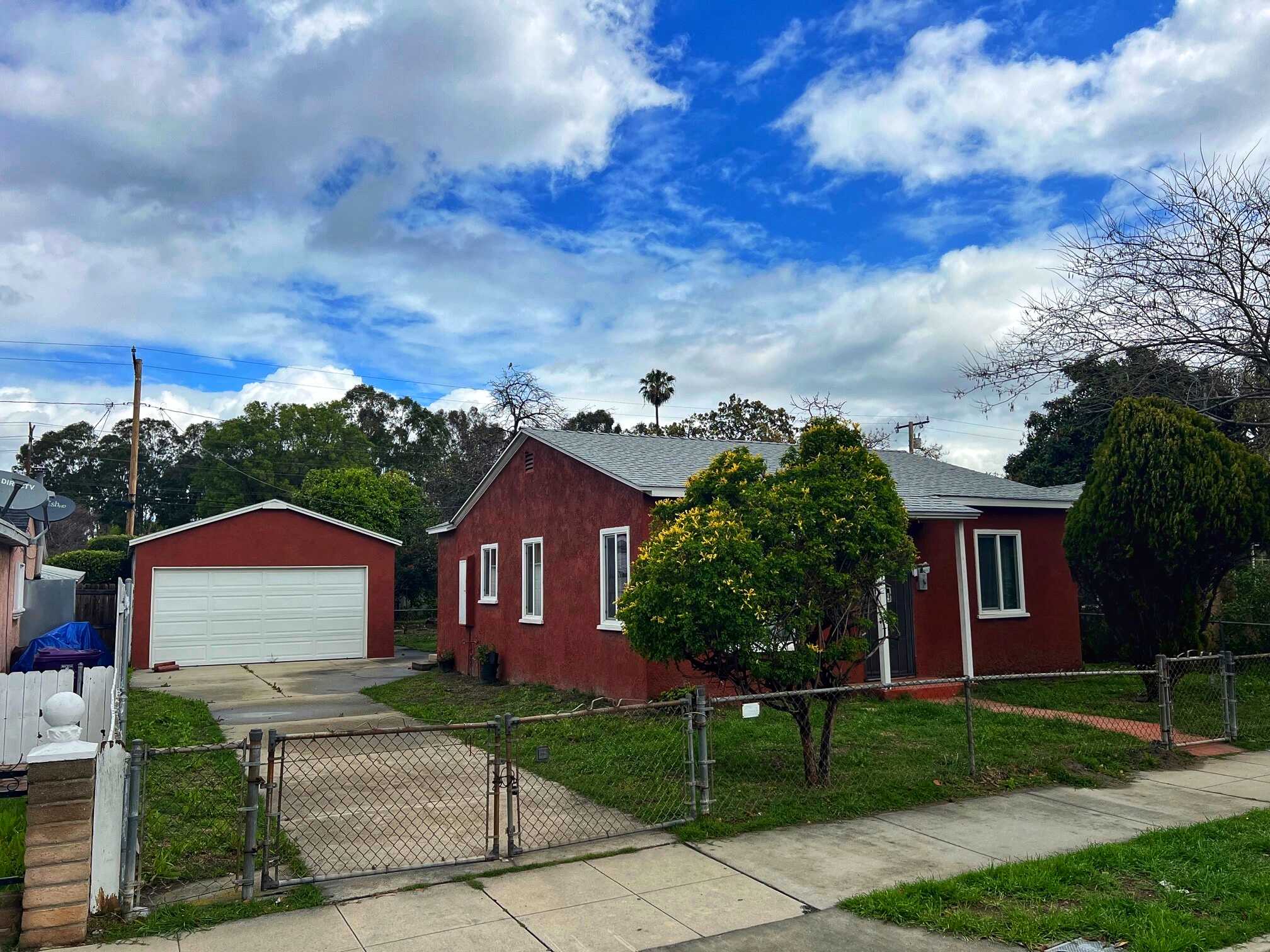 2035 West Canton Street