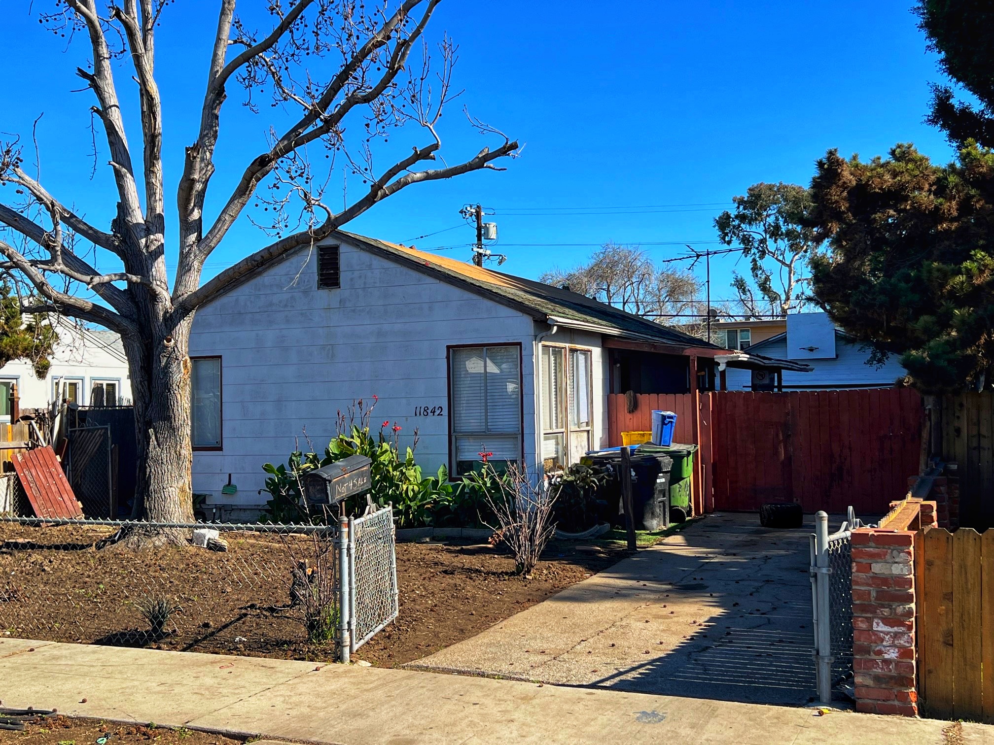 11842 Marshall Street