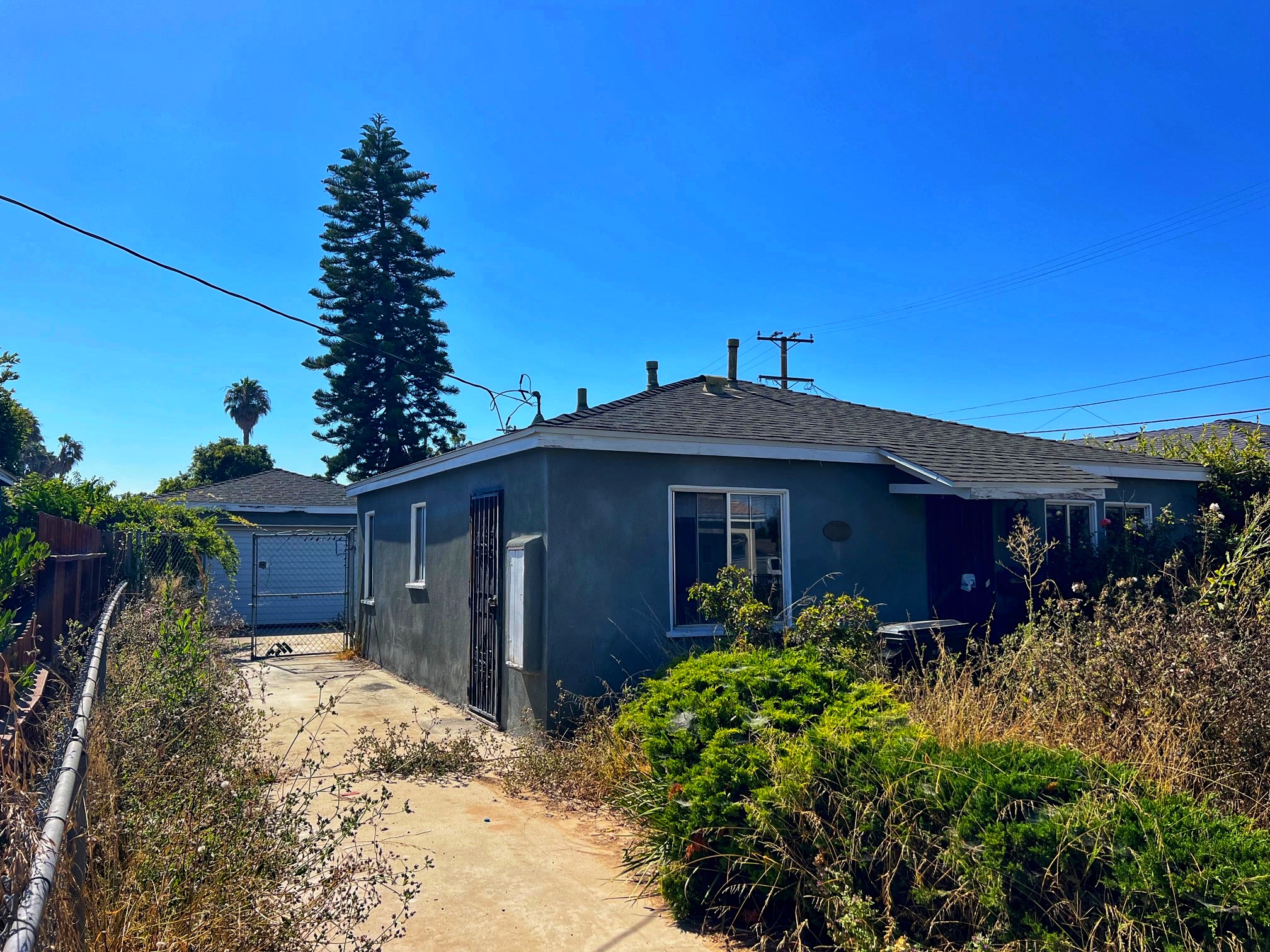 15307 Larch Avenue