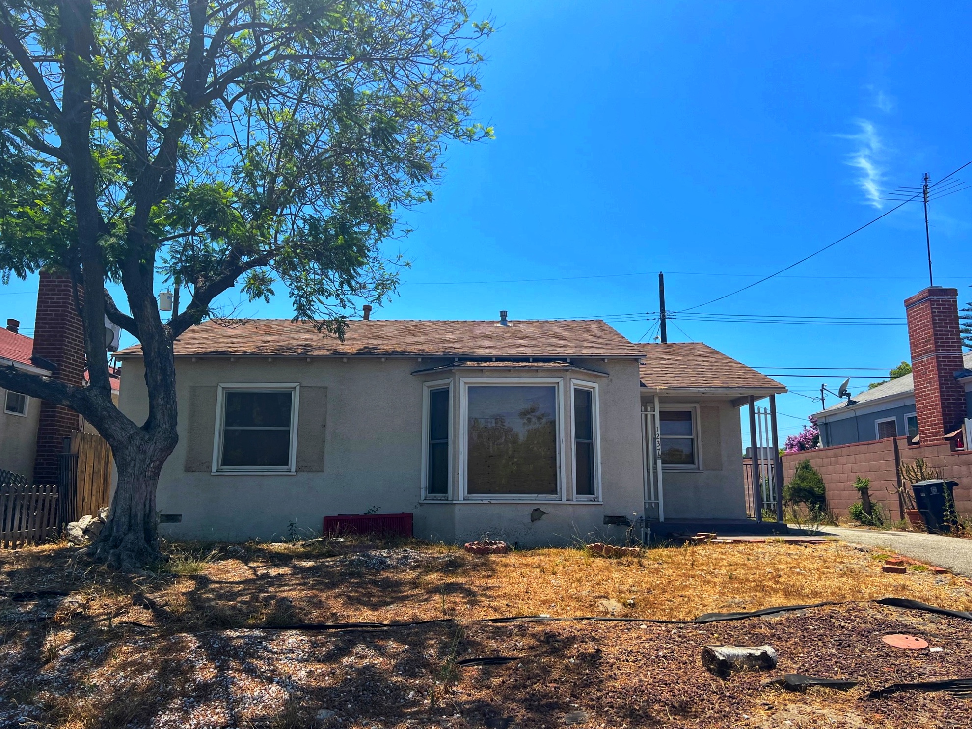 1237 N Whitnall Hwy