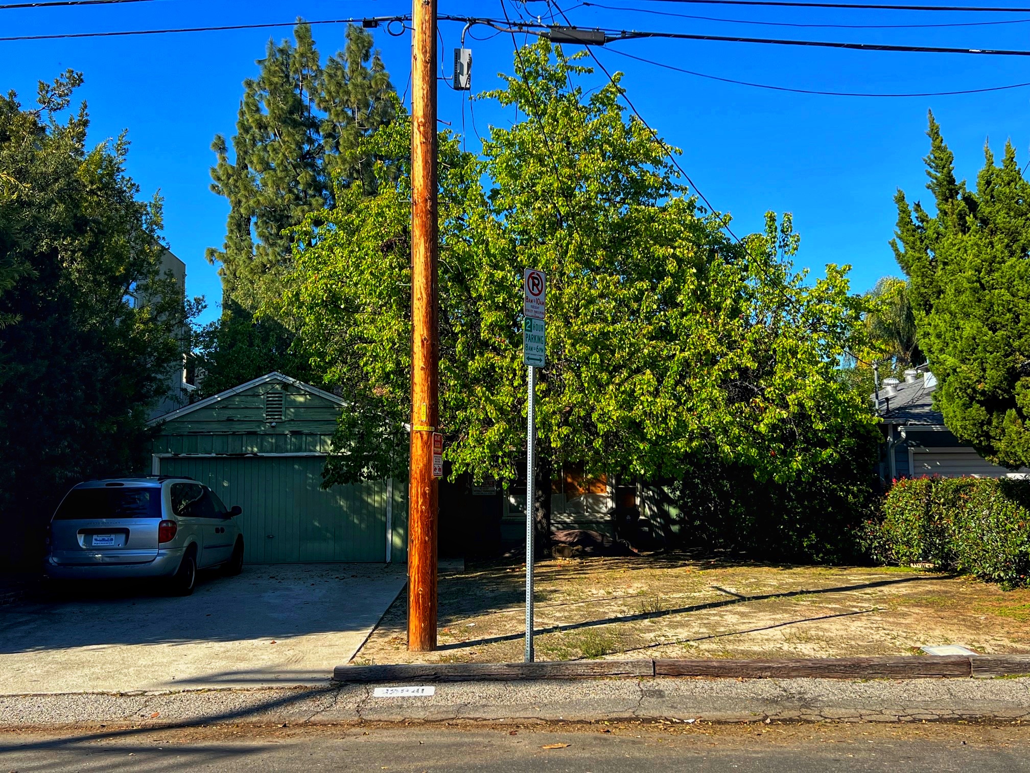 12841 Hortense Street