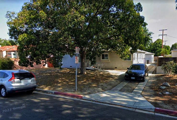 5243 East Village Road