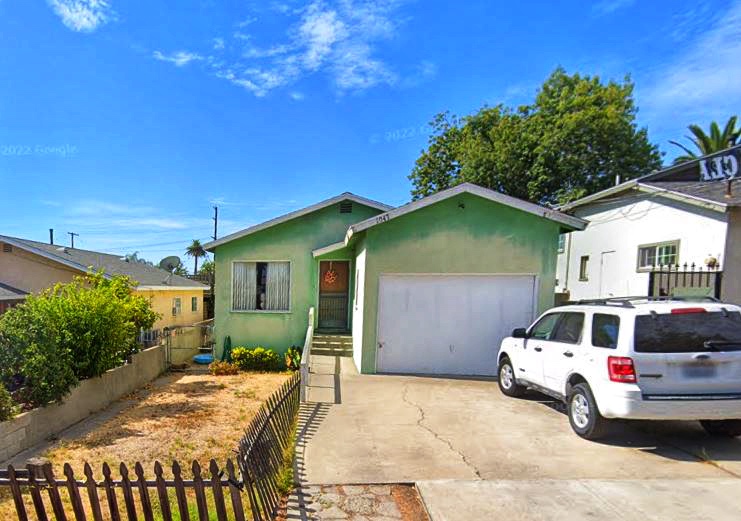 1047 Meramec Avenue,
