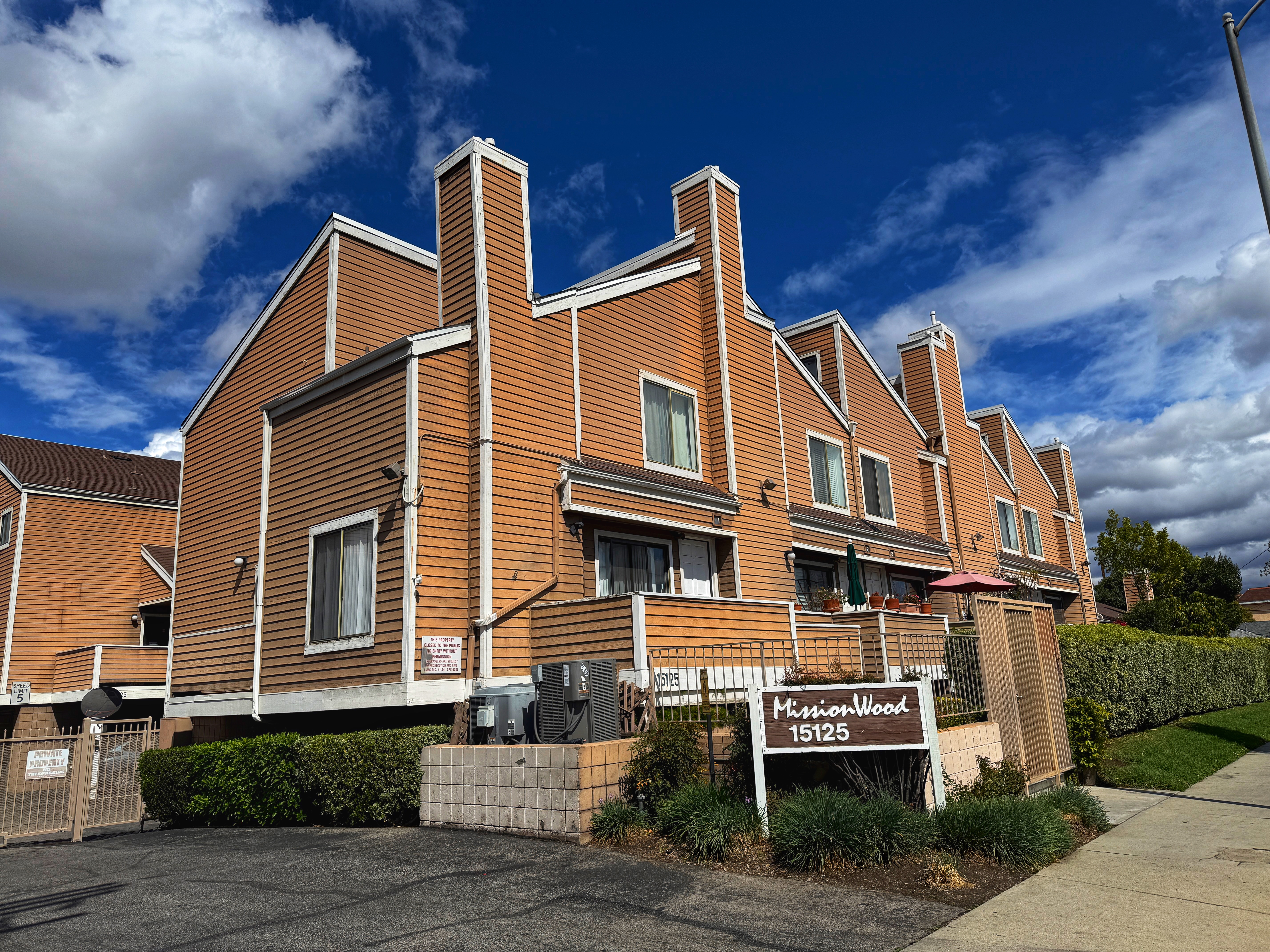 15125 NORDHOFF Street #20