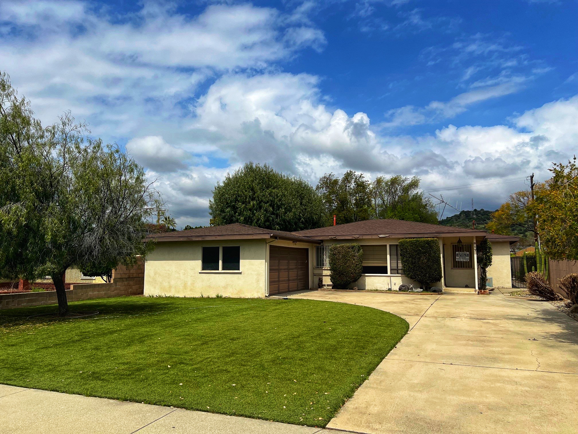 817 East Juanita Avenue